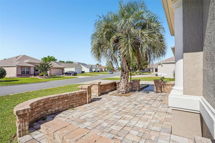 Property Photo:  2013 Santo Domingo Drive  FL 32159 