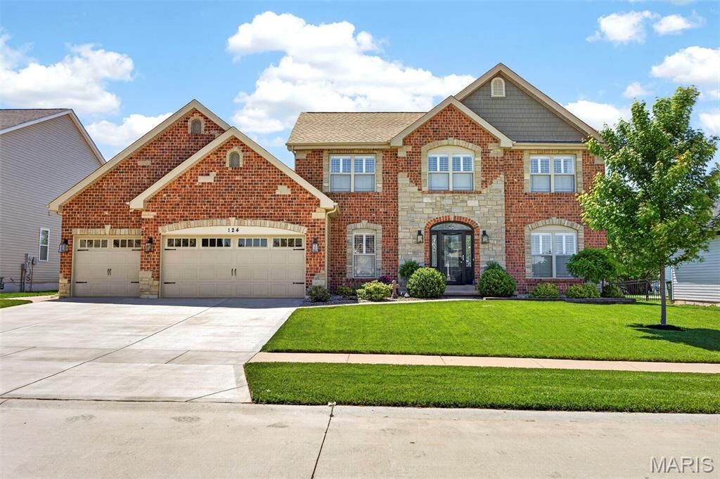 Property Photo: 124 Central Park Avenue MO 63385