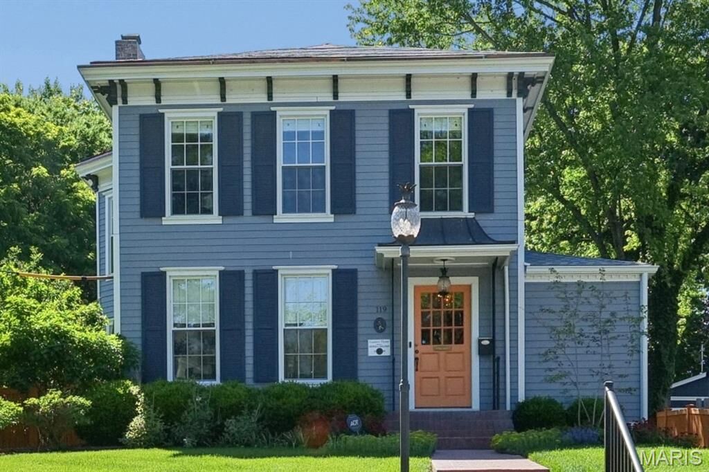Property Photo:  119 S Gore Avenue  MO 63119 
