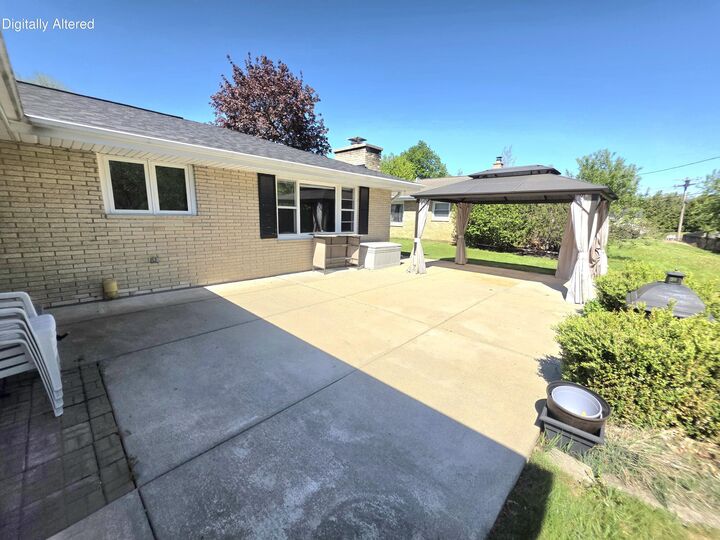 Property Photo:  2532 S Seymour Pl  WI 53227 