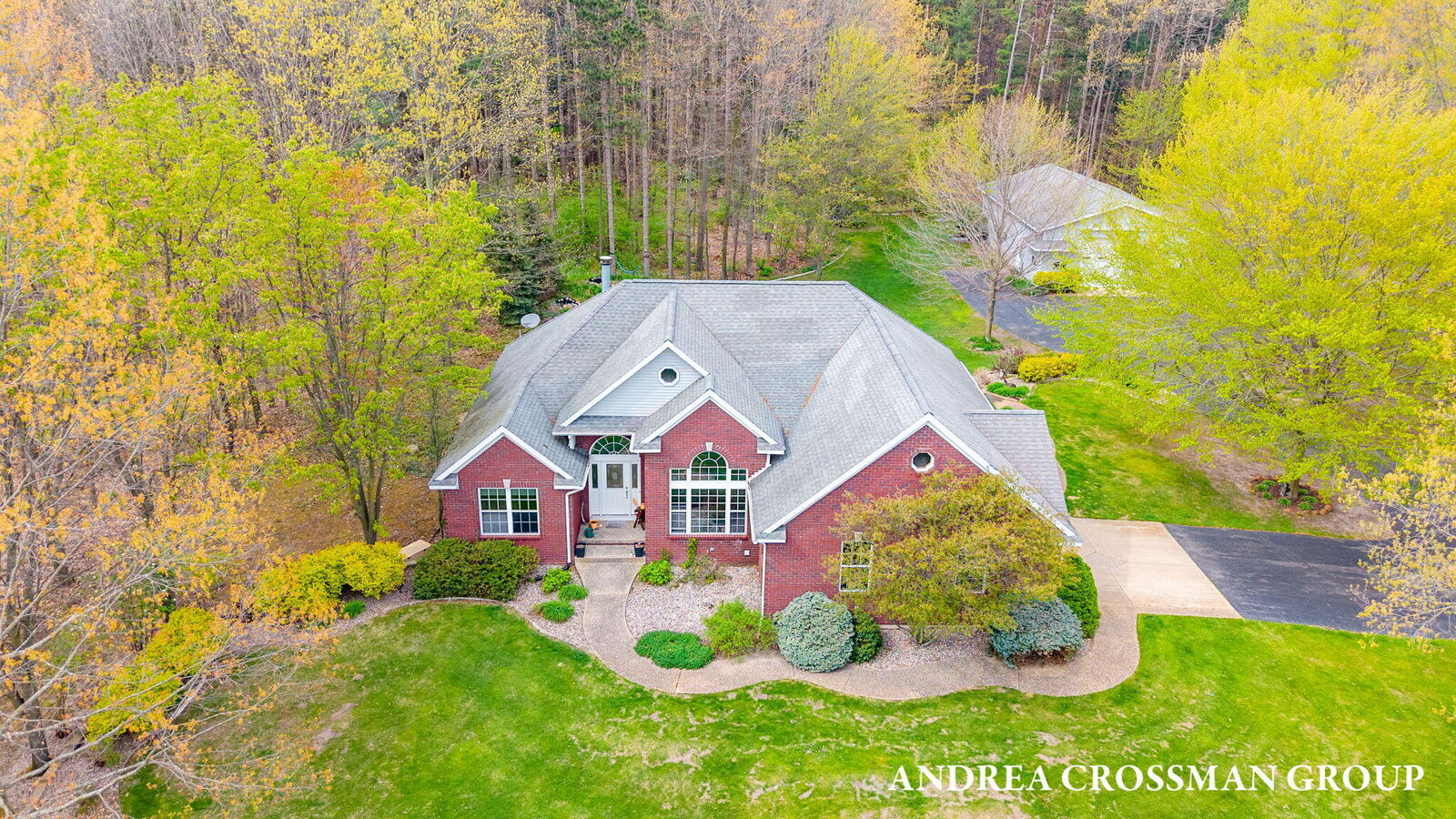 Property Photo:  11625 Hidden Hollow Drive  MI 49417 