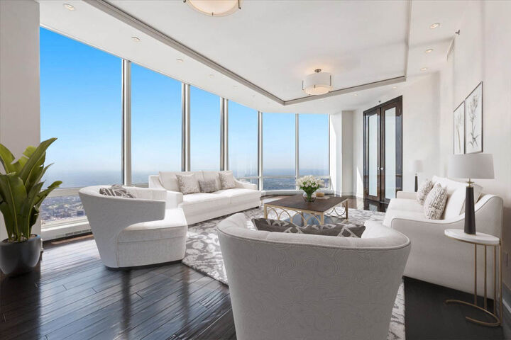 Property Photo: 401 N Wabash Avenue 86B IL 60611