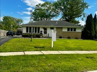 Property Photo:  15W425 Victory Parkway  IL 60126 