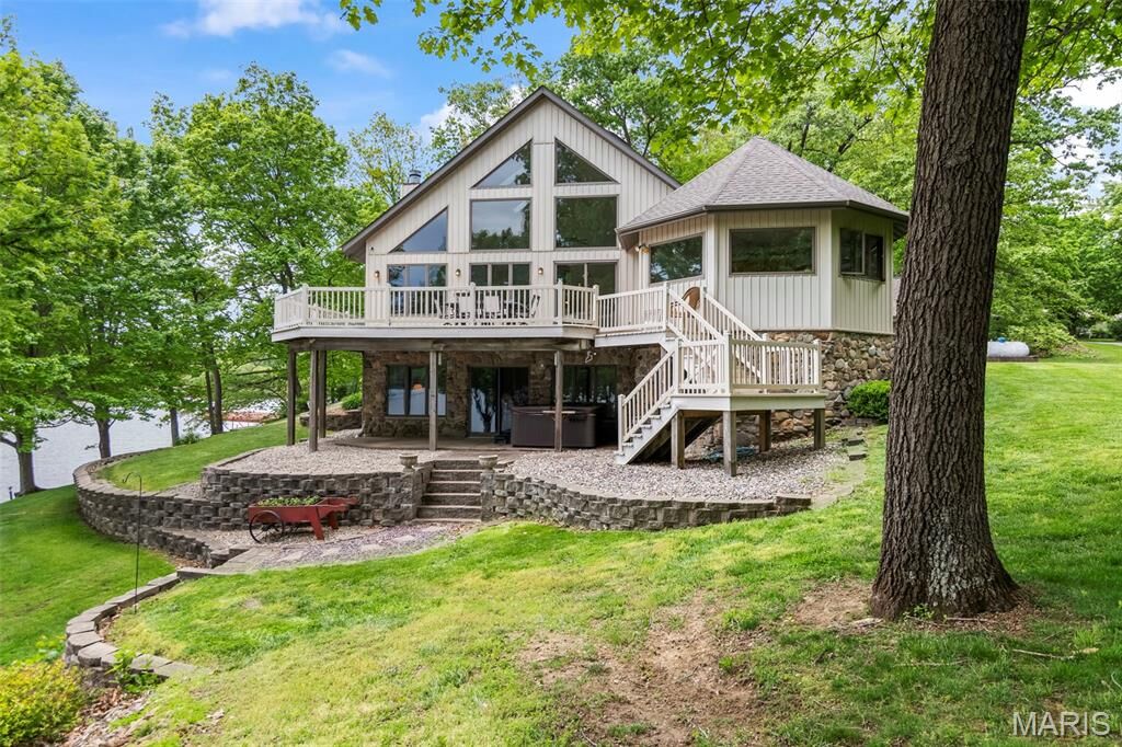 Property Photo:  192 Westlake Trail  IL 62056 