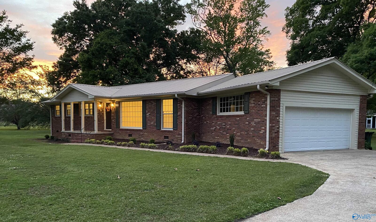 Property Photo:  303 Van Buren Street  AL 35768 