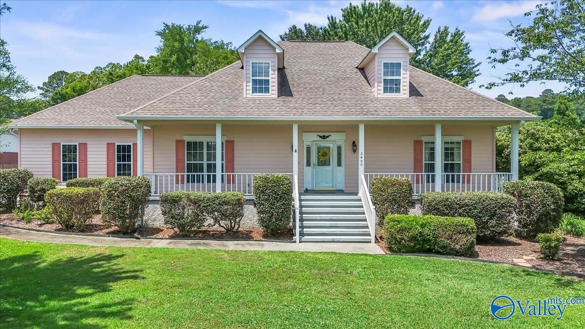 Property Photo:  2400 Cowen Circle  AL 35976 