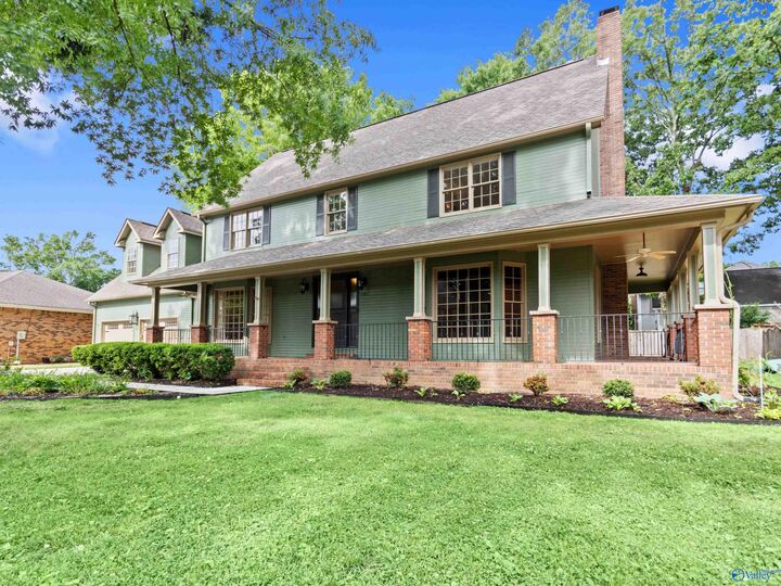 Property Photo:  2407 Huntington Lane SE  AL 35601 