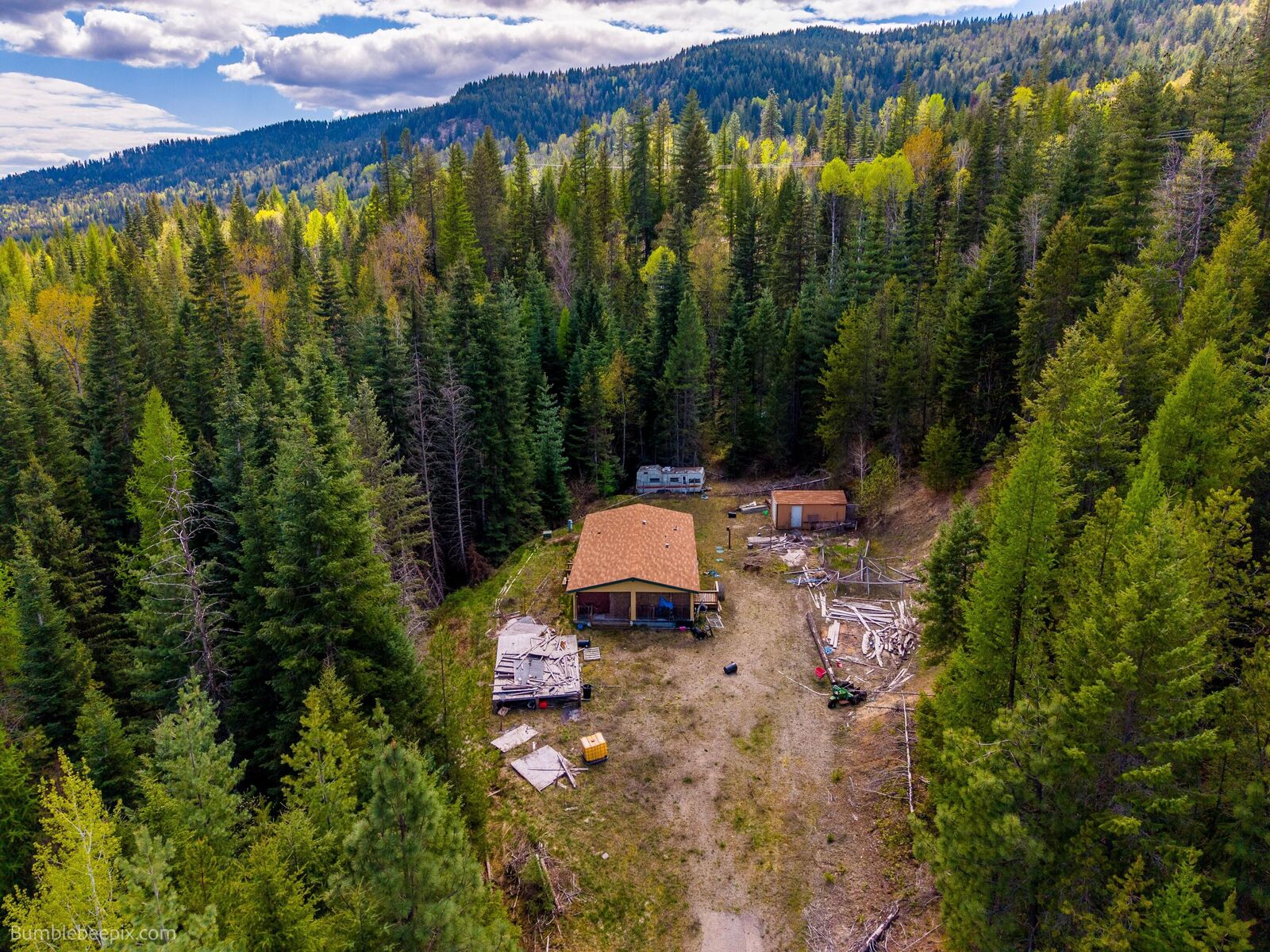 Property Photo:  391254 Highway 20  WA 99119 