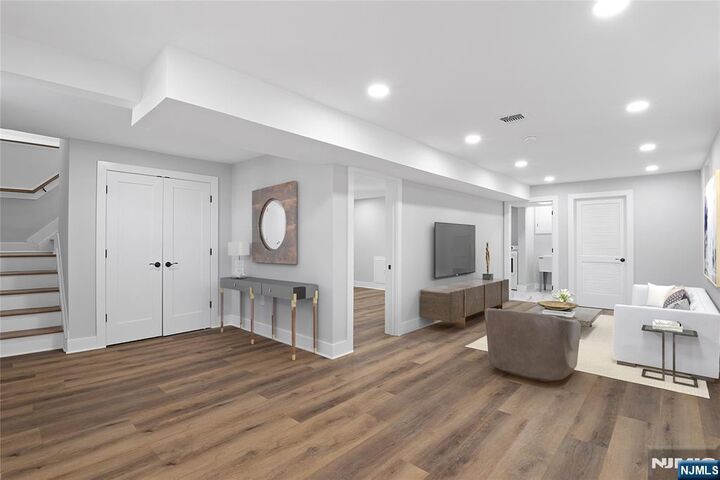 Property Photo:  16 Old Short Hills Road  NJ 07041 