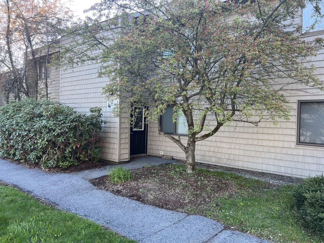Property Photo:  59 Hawthorne Circle  VT 05403 