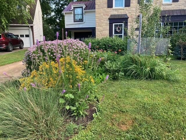 Property Photo: 827 10 1/2 Street SW MN 55902