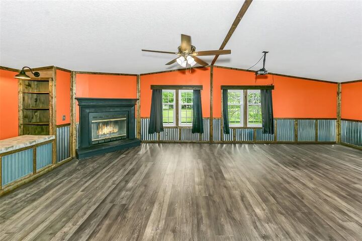 Property Photo:  197 County Road 3382  TX 76073 