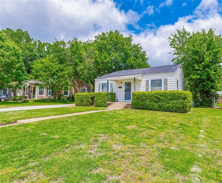 Property Photo:  4941 Gilbert Drive  TX 76116 
