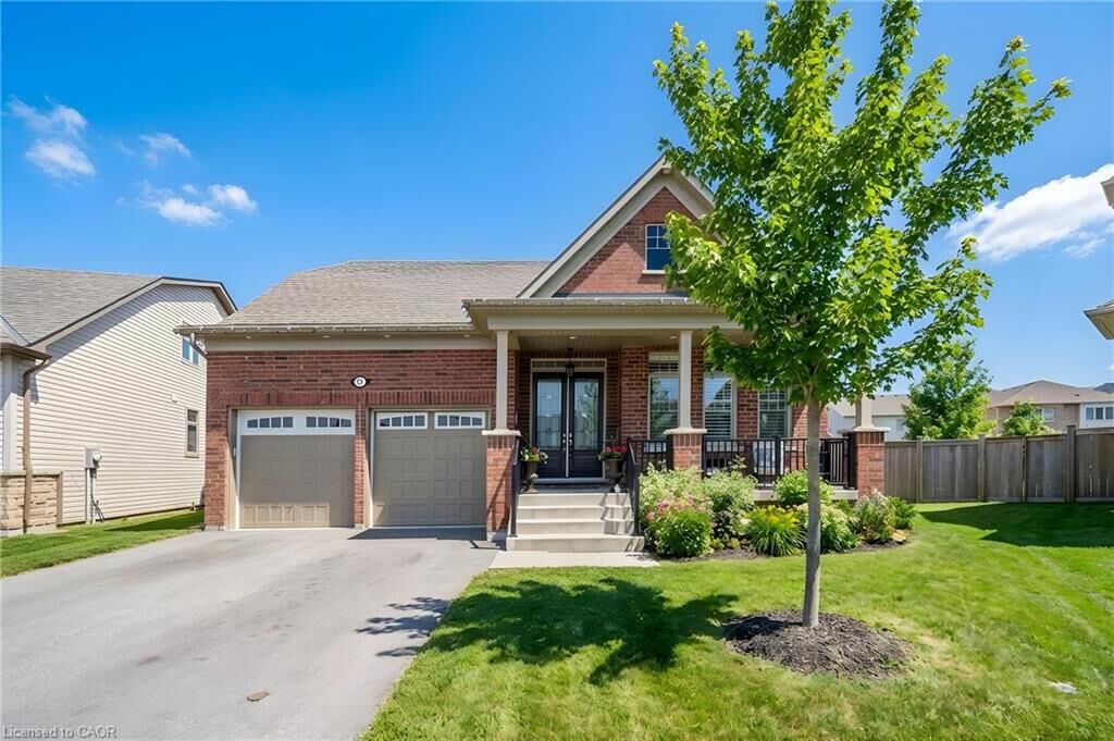 Property Photo:  31 Conlin Court  ON N1M 0H2 