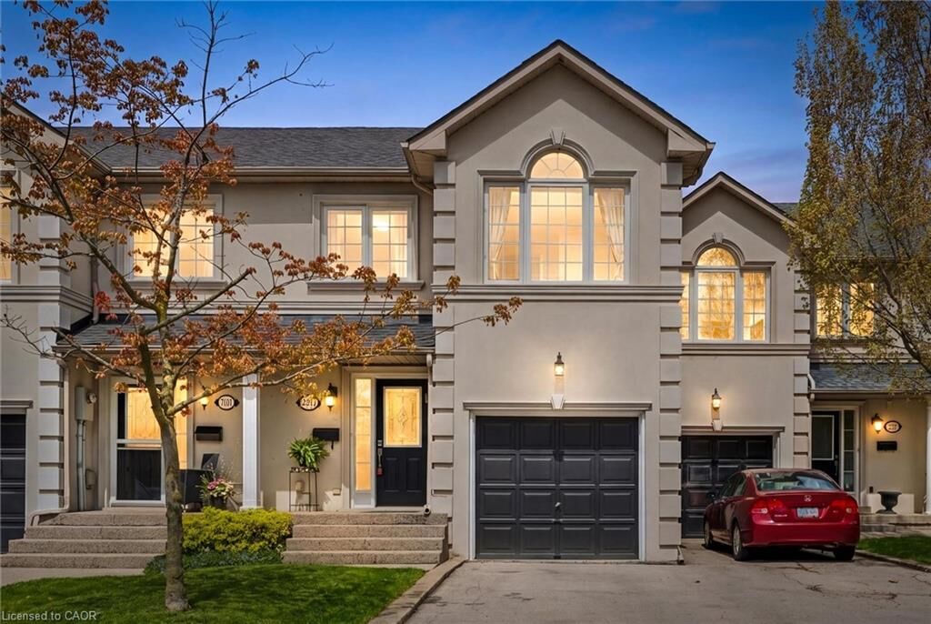 Property Photo:  2119 Ghent Avenue  ON L7R 1Y4 