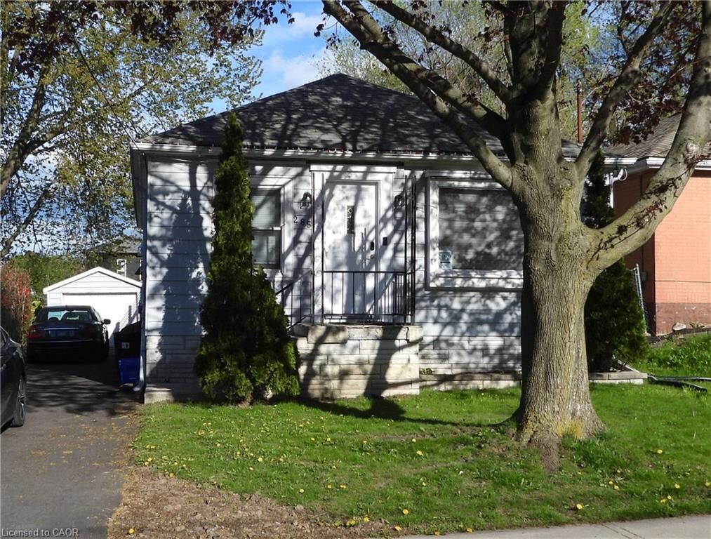 Property Photo:  285 East 28th Street  ON L8V 3J2 