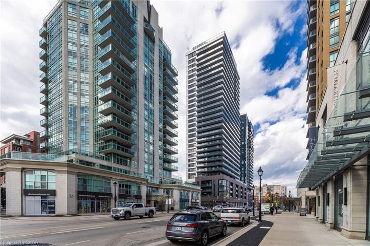 Property Photo:  2075 Lakeshore Road S 1703  ON L7R 1E2 