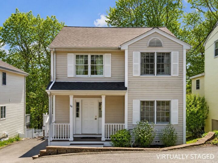 Property Photo:  28 Blossom Street  MA 02451 