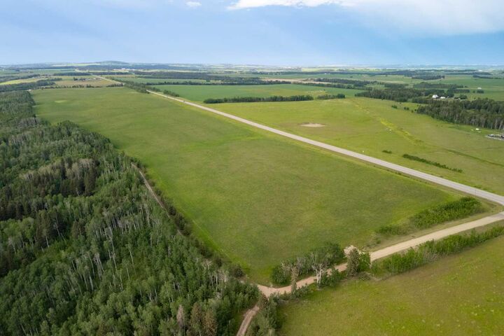 SW 15-32-4w5m Township Road 322 — photo 1