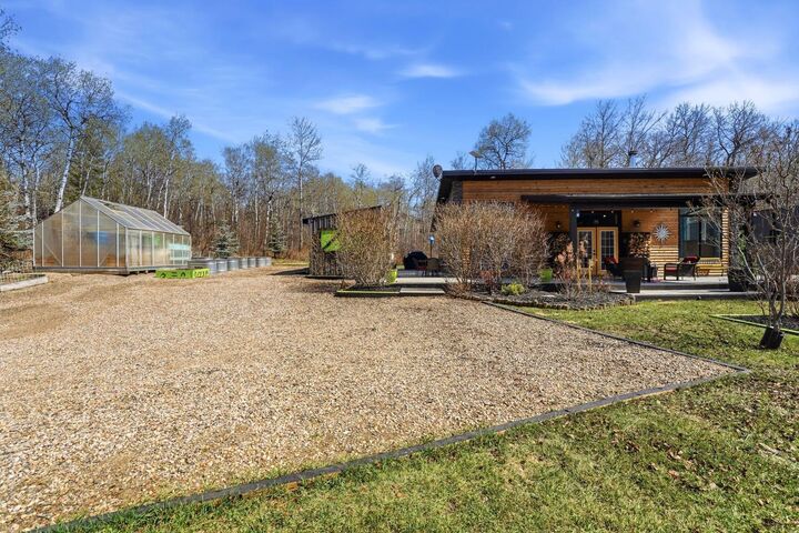 Property Photo:  3 Pony Drive  AB T0C 2L0 