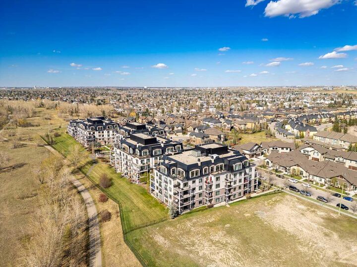 Property Photo:  221 Quarry Way SE 305  AB T2C 5M7 