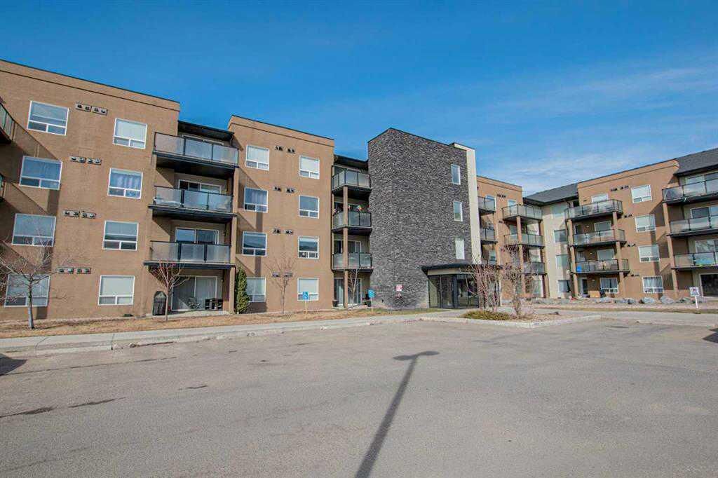 Property Photo:  9120 96 Avenue 315  AB T8X 0A1 