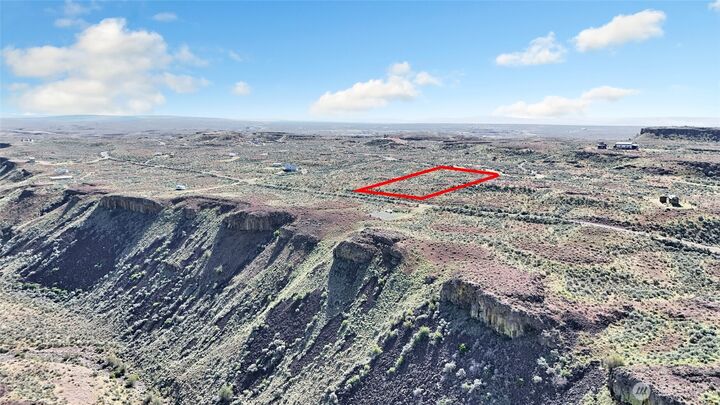 Property Photo:  0 Nka  Jack Mountain Drive Florid  WA 98854 