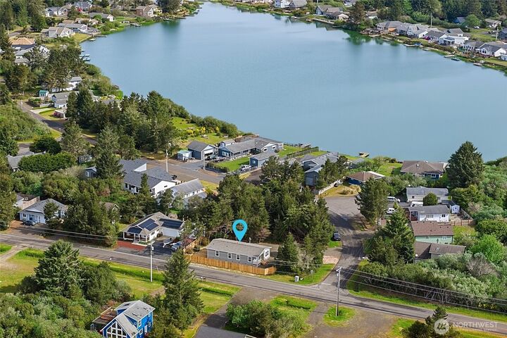 Property Photo:  300  Marine View Drive SW  WA 98569 