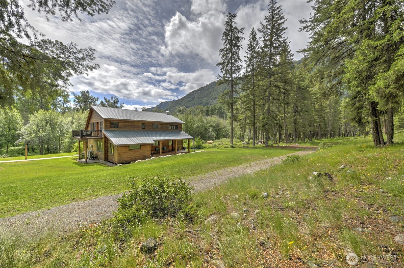 Property Photo: 19 A And B Two Rivers Road WA 98833