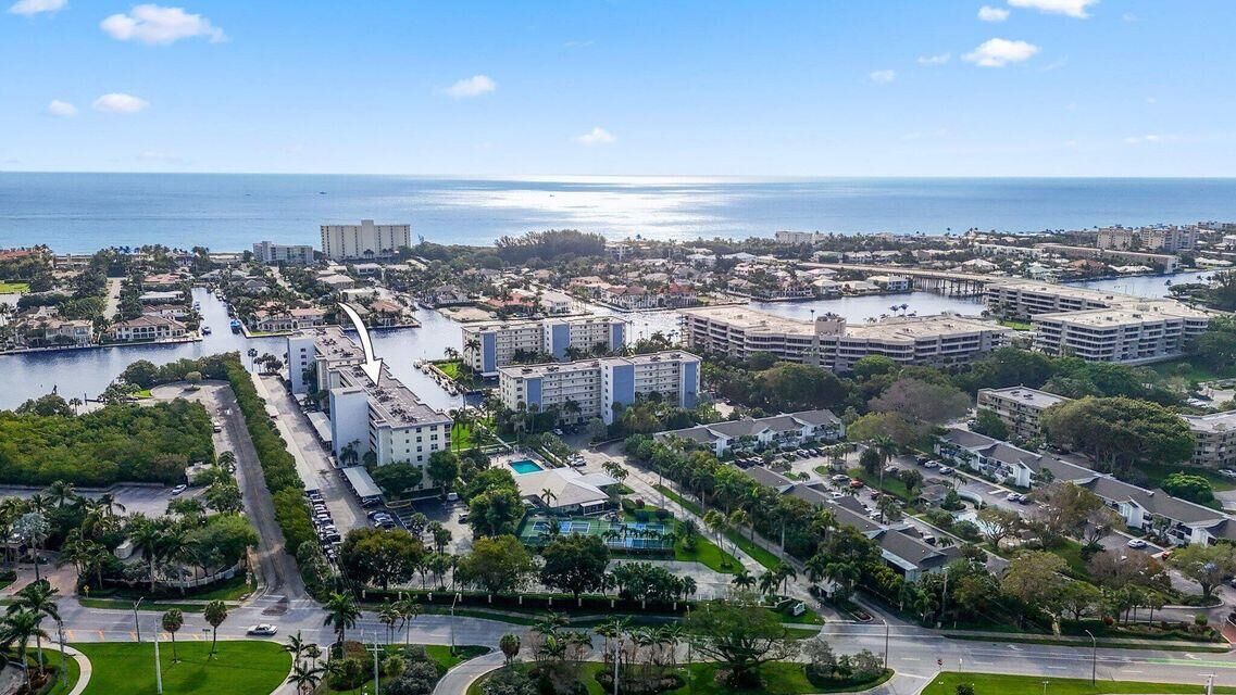 Property Photo: 1 Harbourside Drive 4205 FL 33483