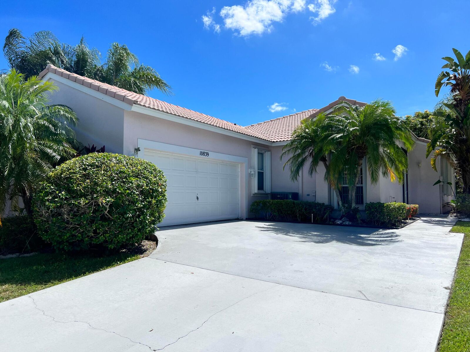 Property Photo:  10839 Madison Drive  FL 33437 