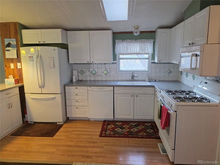 Property Photo: 598 County Road 12 CO 81223