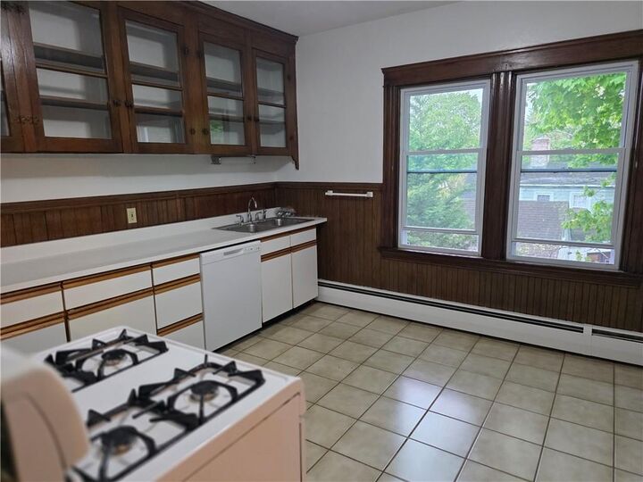 Property Photo:  133 Clifford Street 2  RI 02860 