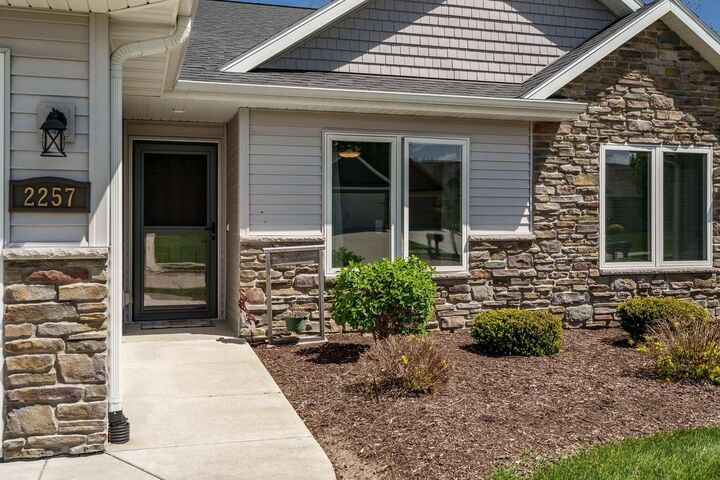 Property Photo:  2257 Walnut Street  WI 53511 