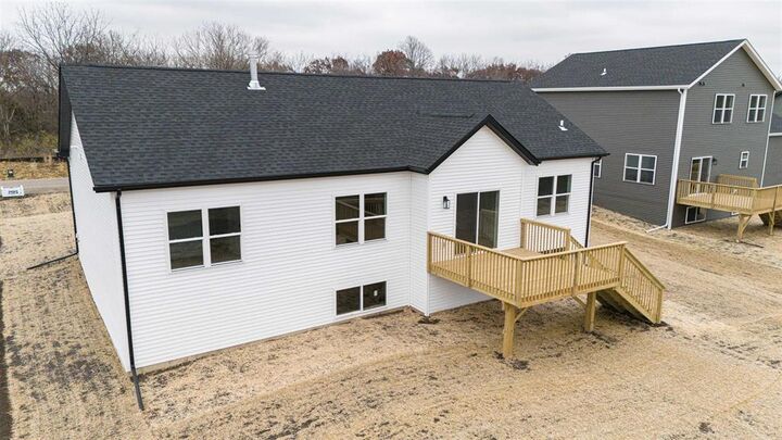 Property Photo:  116 Shady Lane  WI 53019 