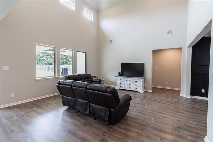Property Photo:  8114 Kelsey Lane  LA 70647 