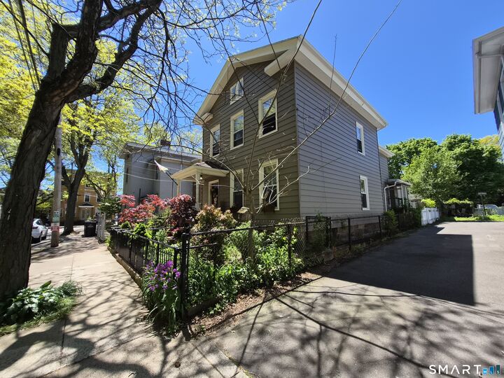 Property Photo:  4 Jefferson Street  CT 06511 