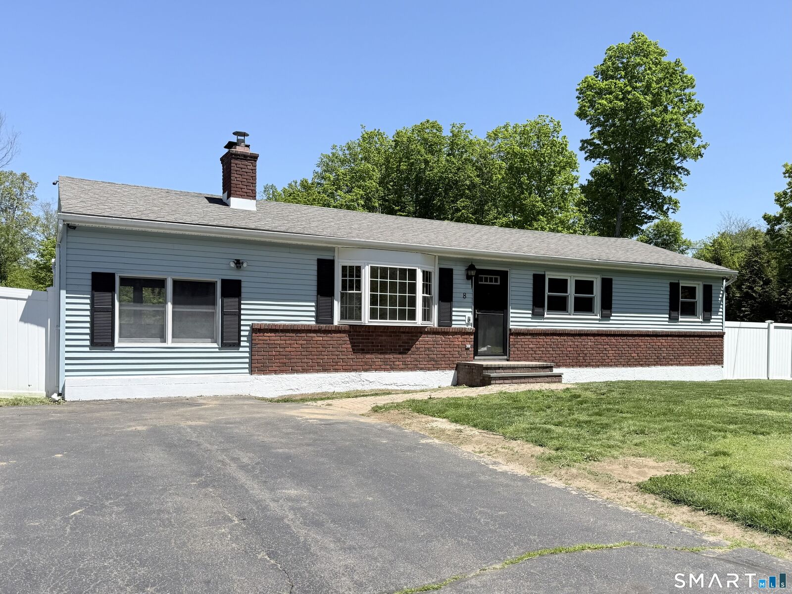 Property Photo:  8 Tracy Terrace  CT 06483 