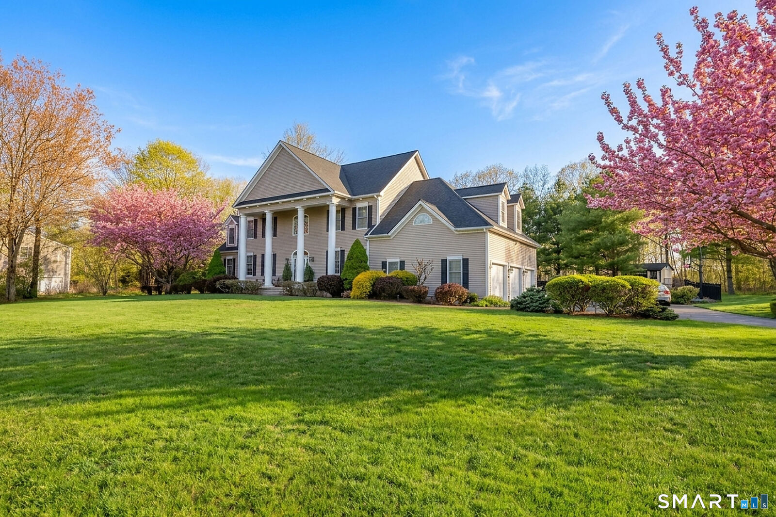 Property Photo:  170 Devonshire Lane  CT 06443 