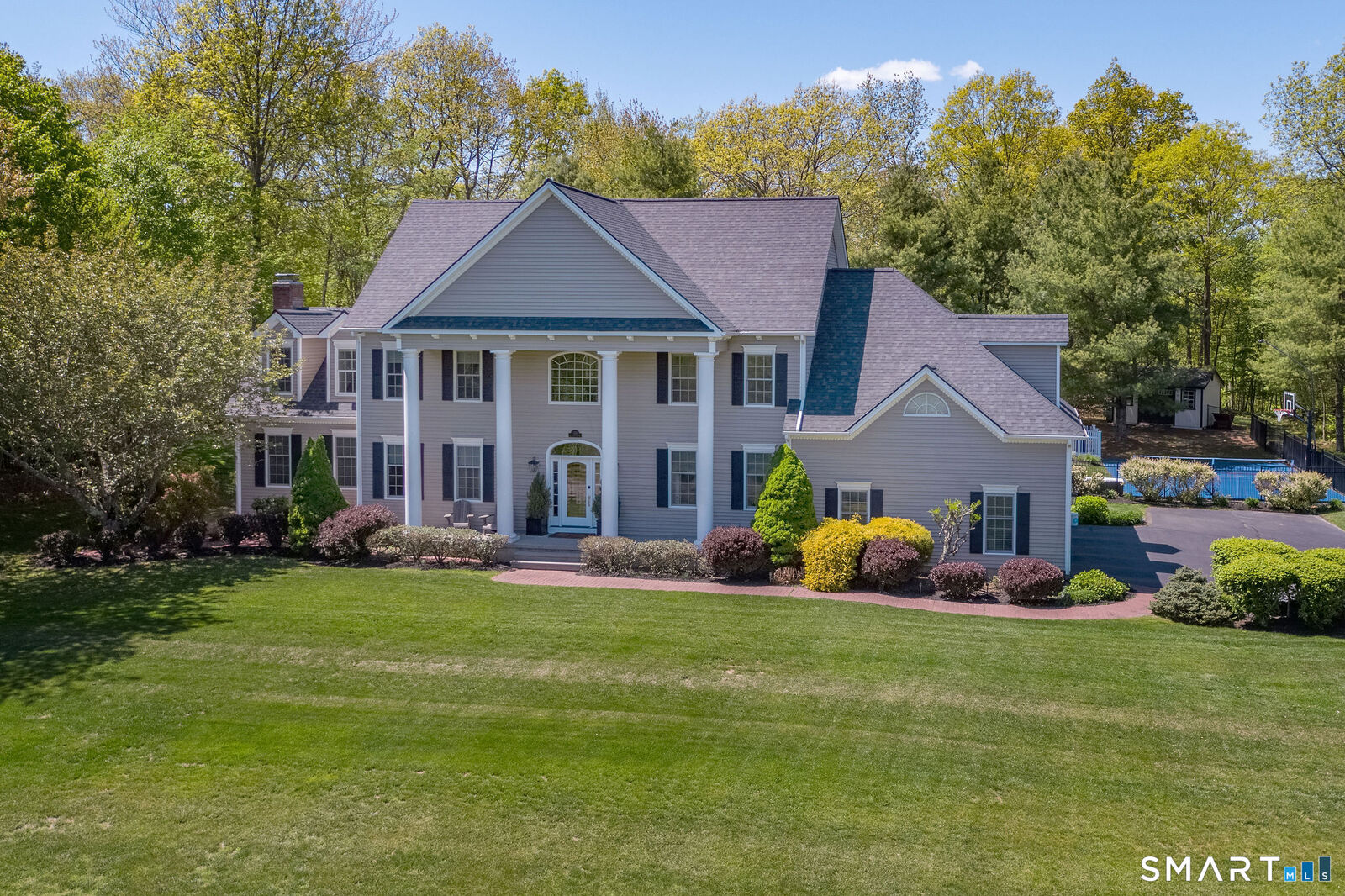 Property Photo:  170 Devonshire Lane  CT 06443 