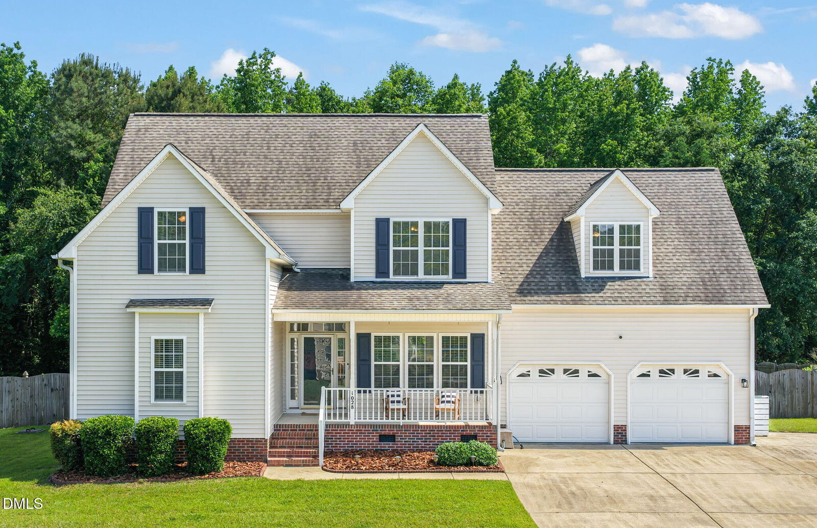 Property Photo: 1028 Linden Crest Road NC 27603