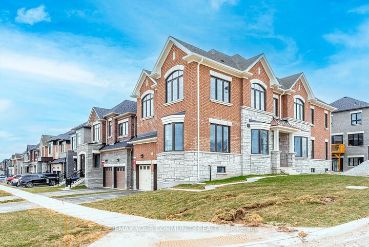 Property Photo: 49 Periwinkle Road ON L9X 2C9