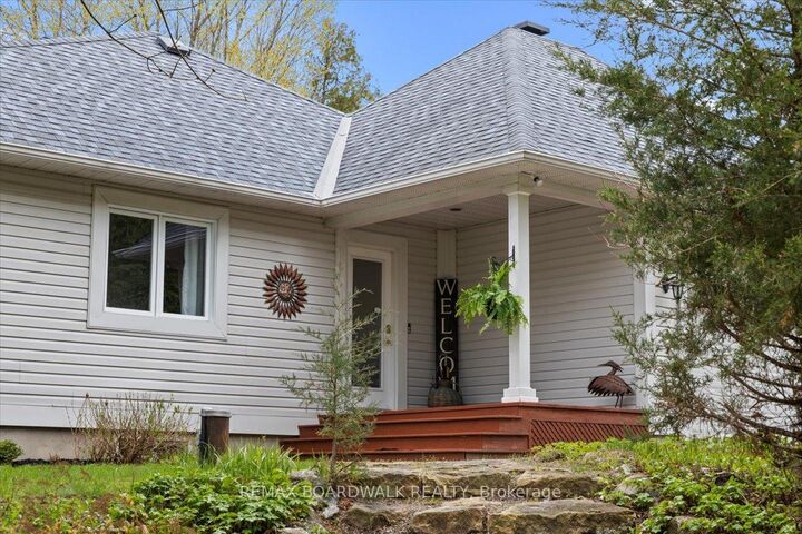 Property Photo: 212 Sheldon Road ON K0G 1V0