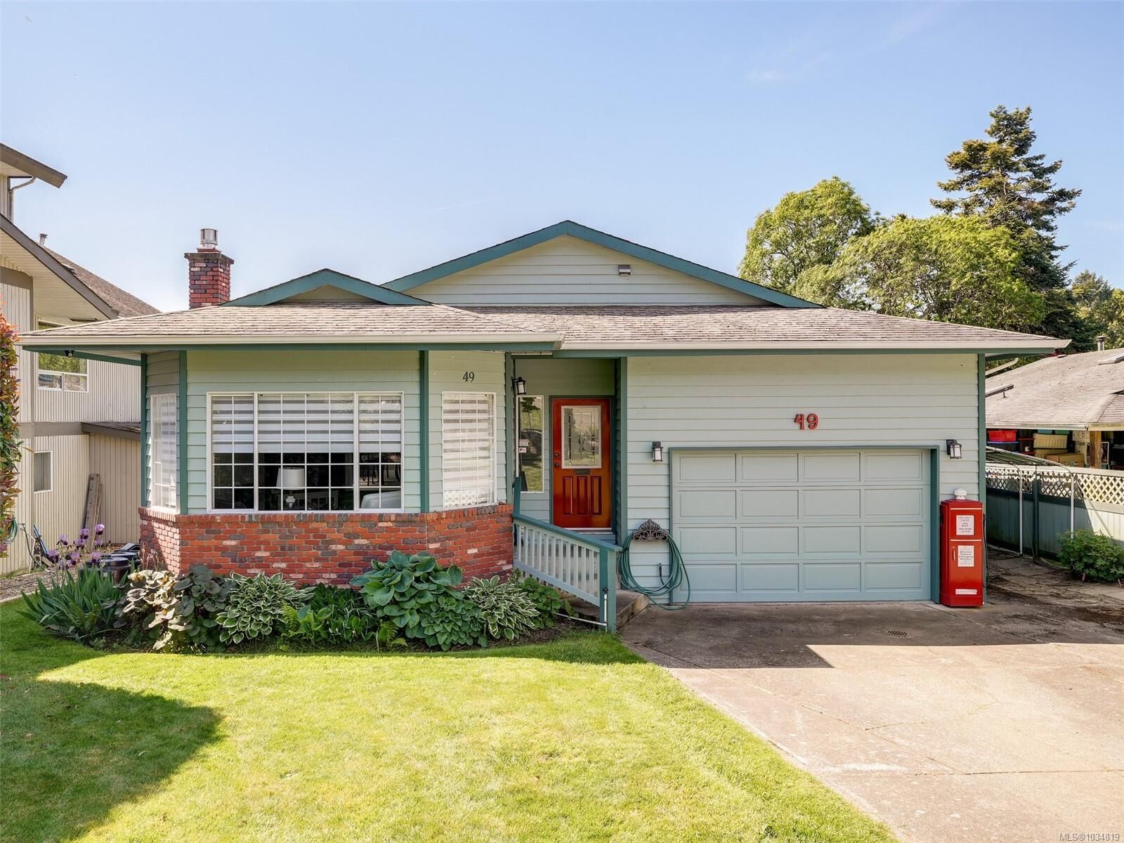 Property Photo:  49 Caton Pl  BC V9B 1L1 