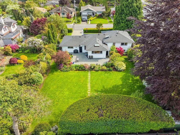 Property Photo: 2090 McNeill Ave BC V8S 2X8