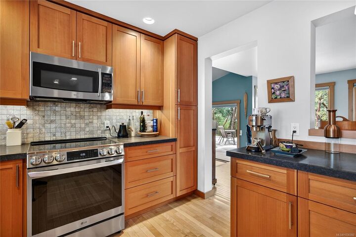 Property Photo:  130 Lawnhill Dr  BC V8K 1M9 