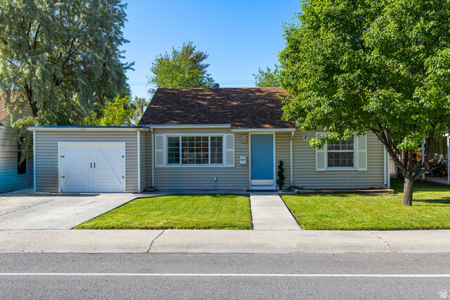 Property Photo:  1006 E 300 N  UT 84606 