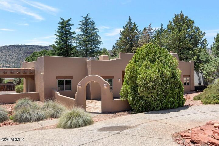 Property Photo: 76 E Tonto Drive AZ 86351
