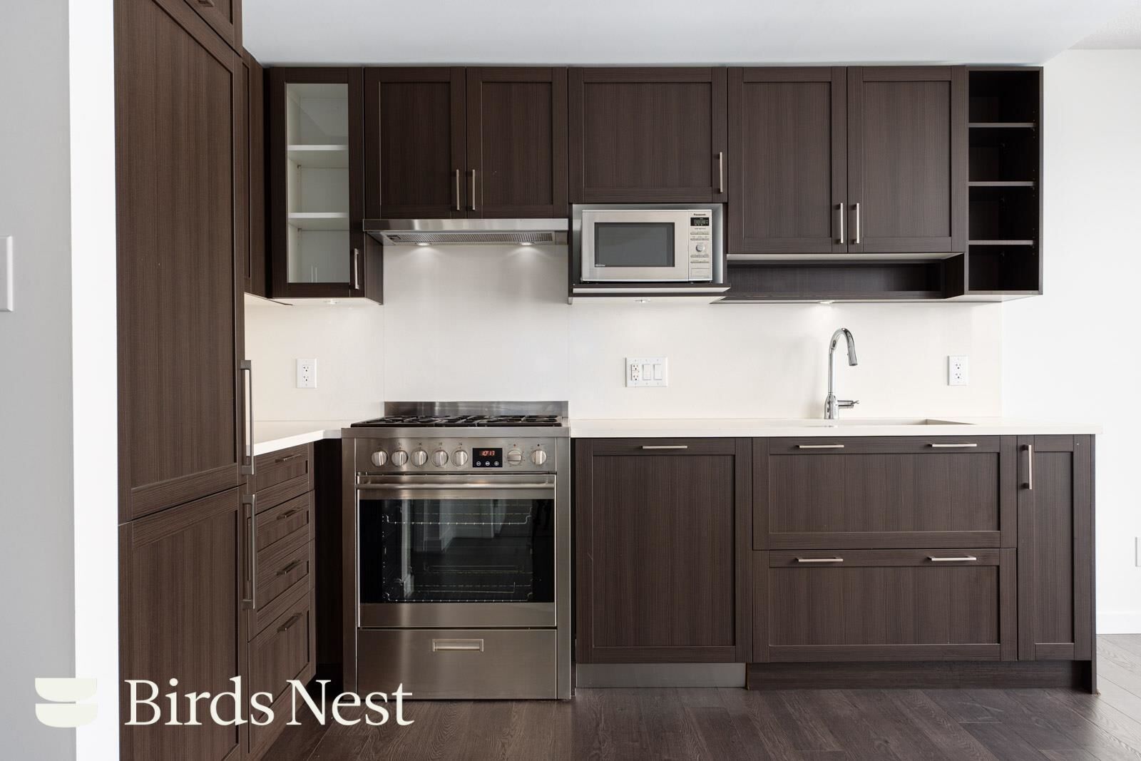 Property Photo:  5665 Boundary Road 2103  BC V5R 0E4 