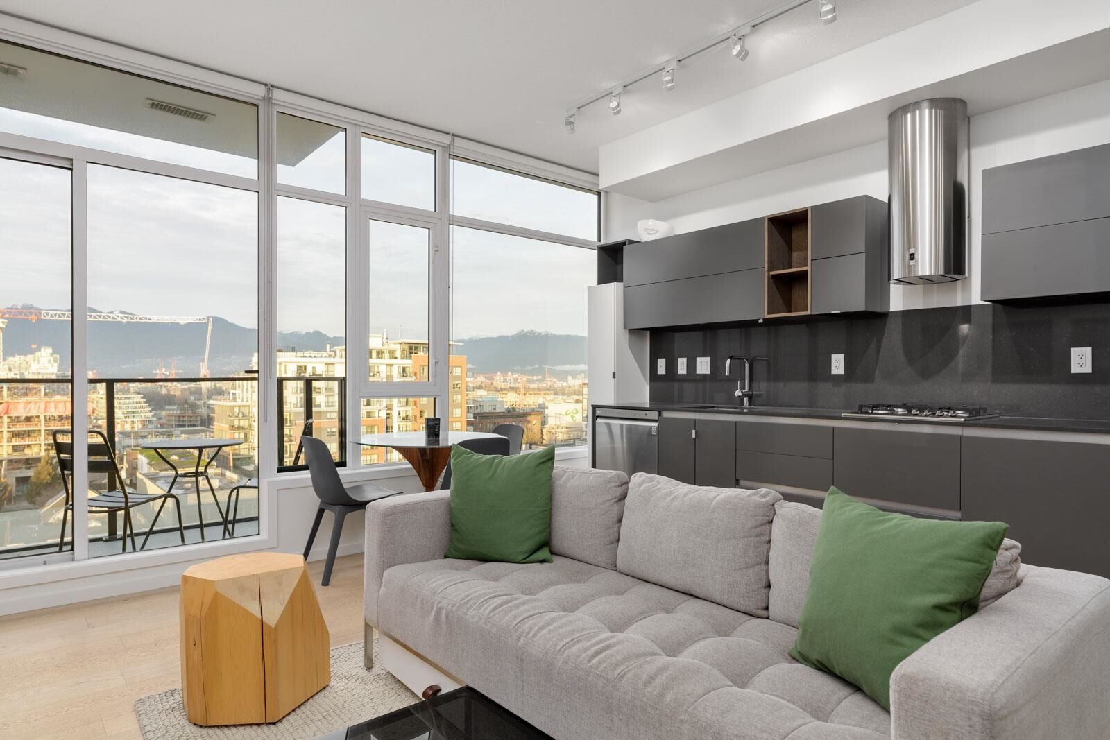Property Photo:  133 E 8th Avenue 601  BC V5T 1R8 